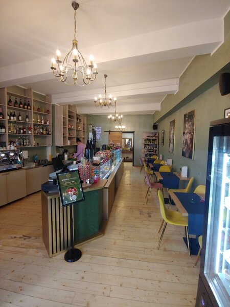 Dacia 0% comision spatiu comercial de inchiriat