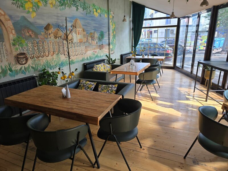 Dacia 0% comision spatiu comercial de inchiriat